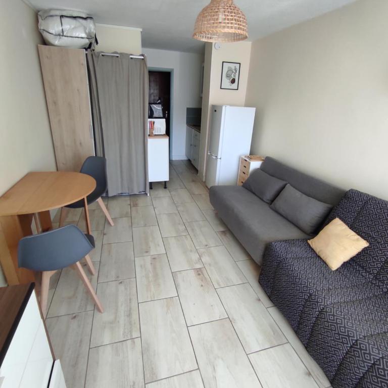 West City le Couchan - Studio-Apartment - 13