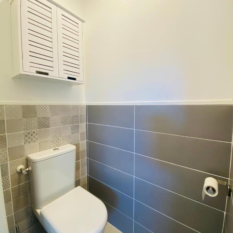 AGENCE JF IMMO - Appart 4 pers climatisé parking piscine proche des plages ménage inclus - V0816 - Appartement 2 Chambres - 36