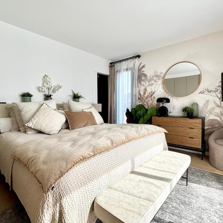 Cosy air-conditioned villa with swimming pool - Villa - 15
