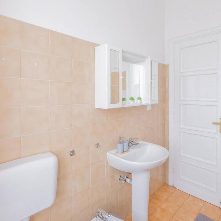 [Inalpi Arena] 5 beds + Wi-fi - Appartamento con 2 Camere da Letto - 18