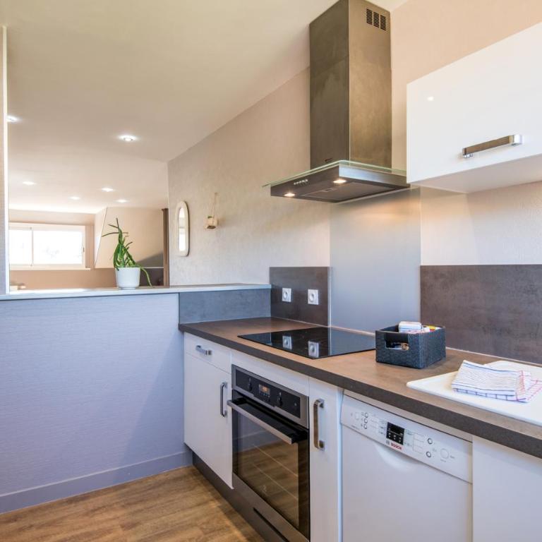 Appt Alba lumineux fibre avec parking privatif - Appartement 2 Chambres - Vue sur Jardin - 3