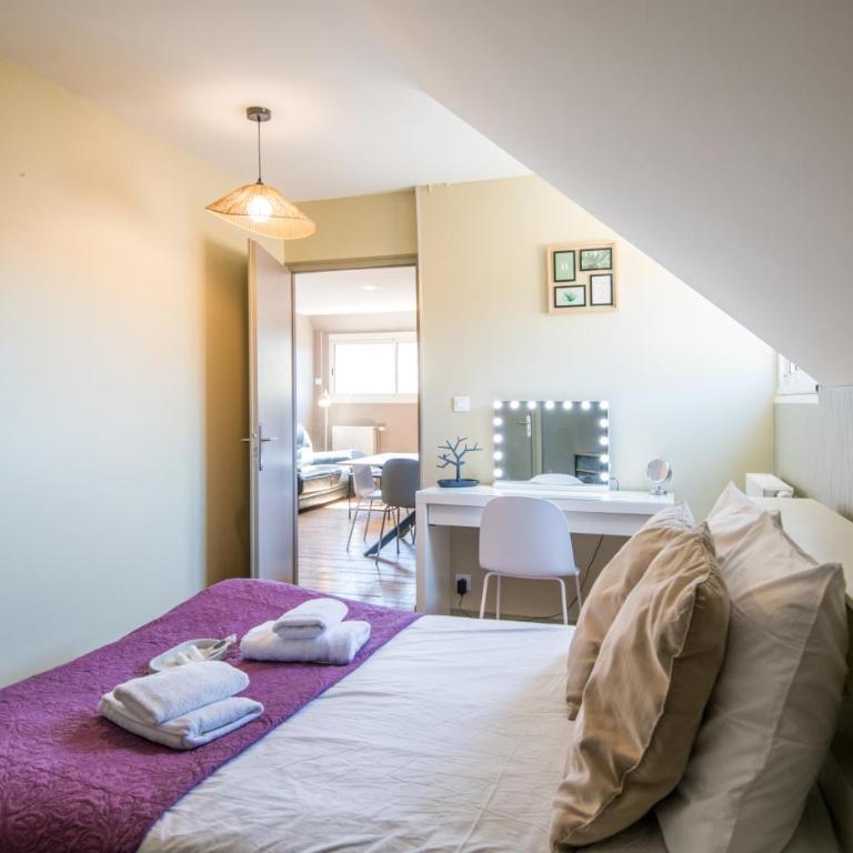 Appt Alba lumineux fibre avec parking privatif - Appartement 2 Chambres - Vue sur Jardin - 7
