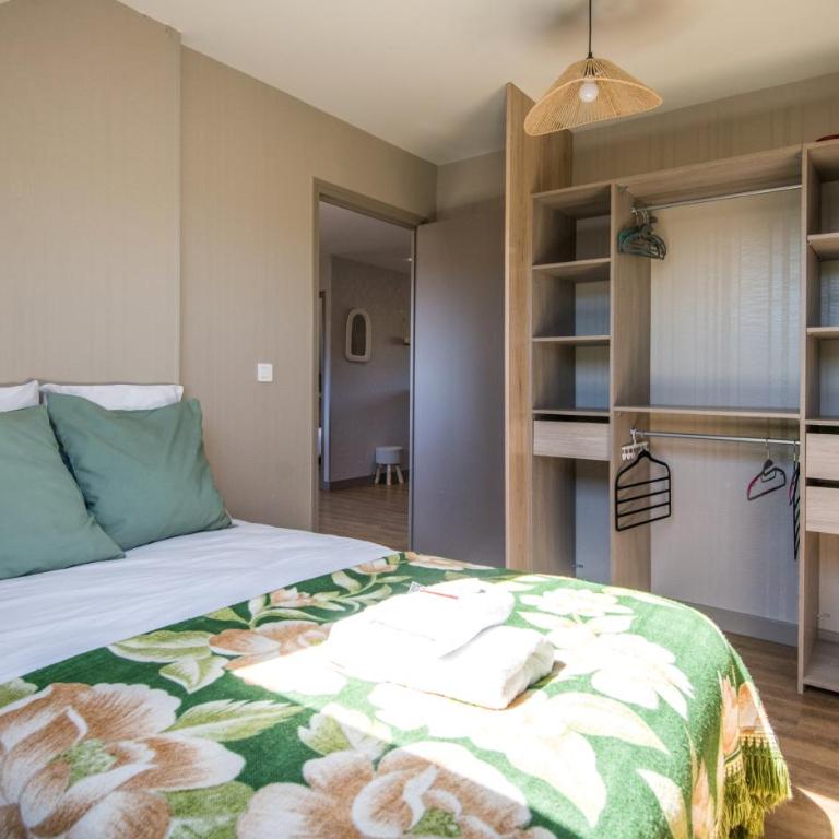 Appt Alba lumineux fibre avec parking privatif - Appartement 2 Chambres - Vue sur Jardin - 2