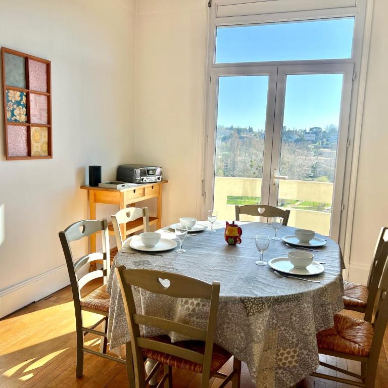 Les hauts de tison ~ Vue sur la vallée du Clain - Maison 4 Chambres - 2