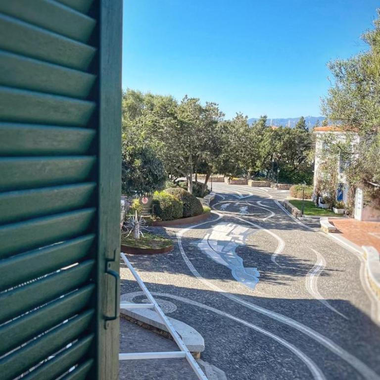Via Belli 5 Porto Rotondo - Appartamento Deluxe con 1 Camera da Letto e Vista Città - 2