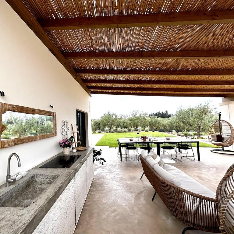 Ostuni Villa with Trullo 3 bedrooms Pool in Olive Grove near the Sea - Villa Deluxe - 10