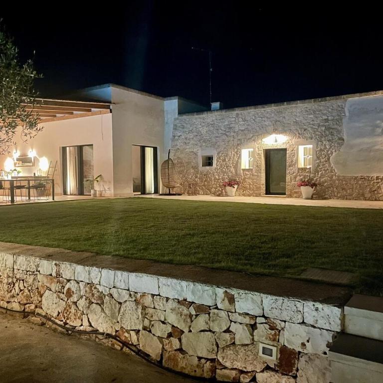 Ostuni Villa with Trullo 3 bedrooms Pool in Olive Grove near the Sea - Villa Deluxe - 23