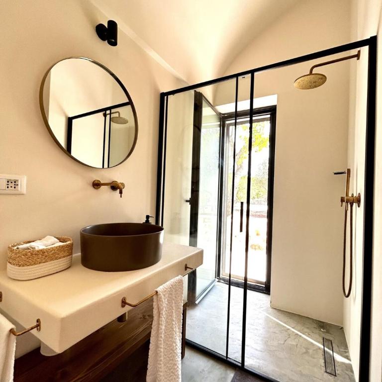 Ostuni Villa with Trullo 3 bedrooms Pool in Olive Grove near the Sea - Villa Deluxe - 24