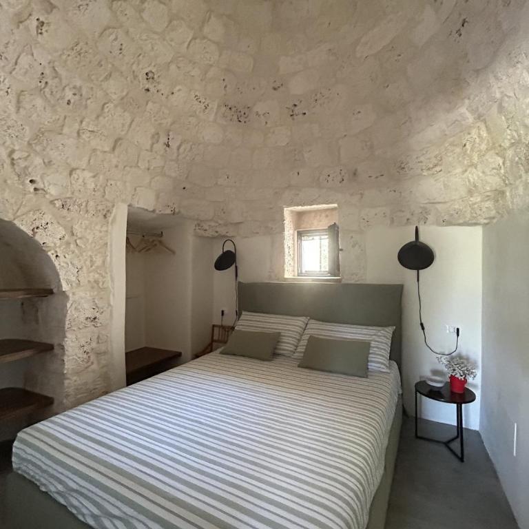 Ostuni Villa with Trullo 3 bedrooms Pool in Olive Grove near the Sea - Villa Deluxe - 53