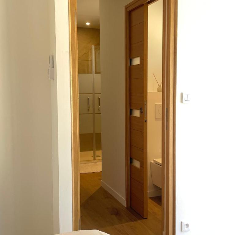 Chambre cosy avec terrasse arborée, Cassis, calme, parking, plage à 10 min - Chambre Double avec Terrasse - 25