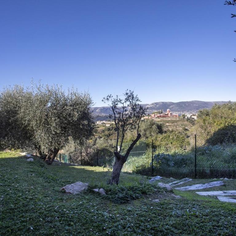 Beautiful family home with swimming pool and parking - Villa 2 Chambres - 17