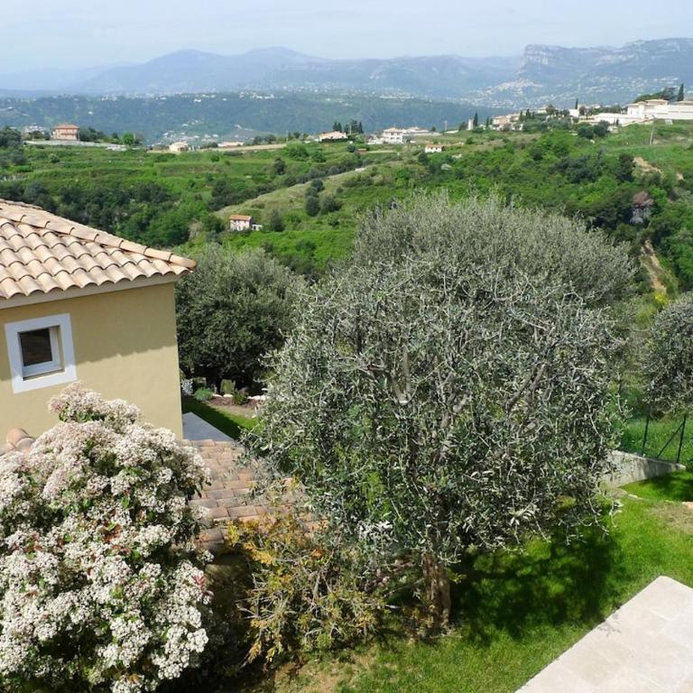 Beautiful family home with swimming pool and parking - Villa 2 Chambres - 25