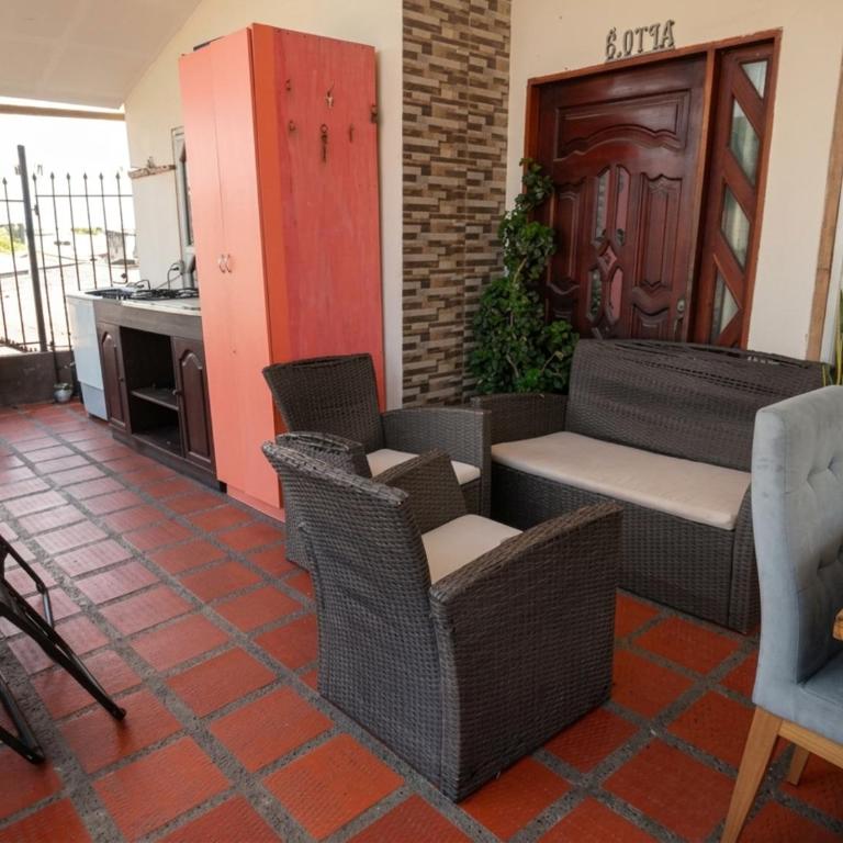 Apartaestudio amoblado PIMSA - Two-Bedroom Apartment - 7