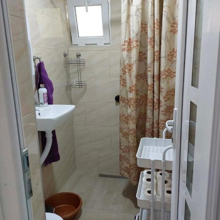 TON Apartmani - Two-Bedroom Apartment with Terrace - 2