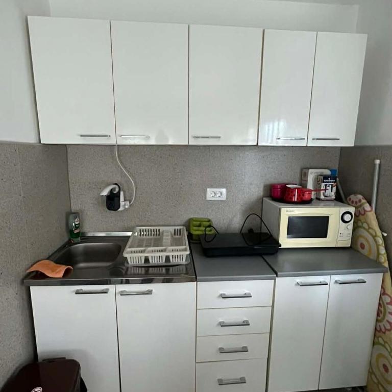 TON Apartmani - Two-Bedroom Apartment with Terrace - 4