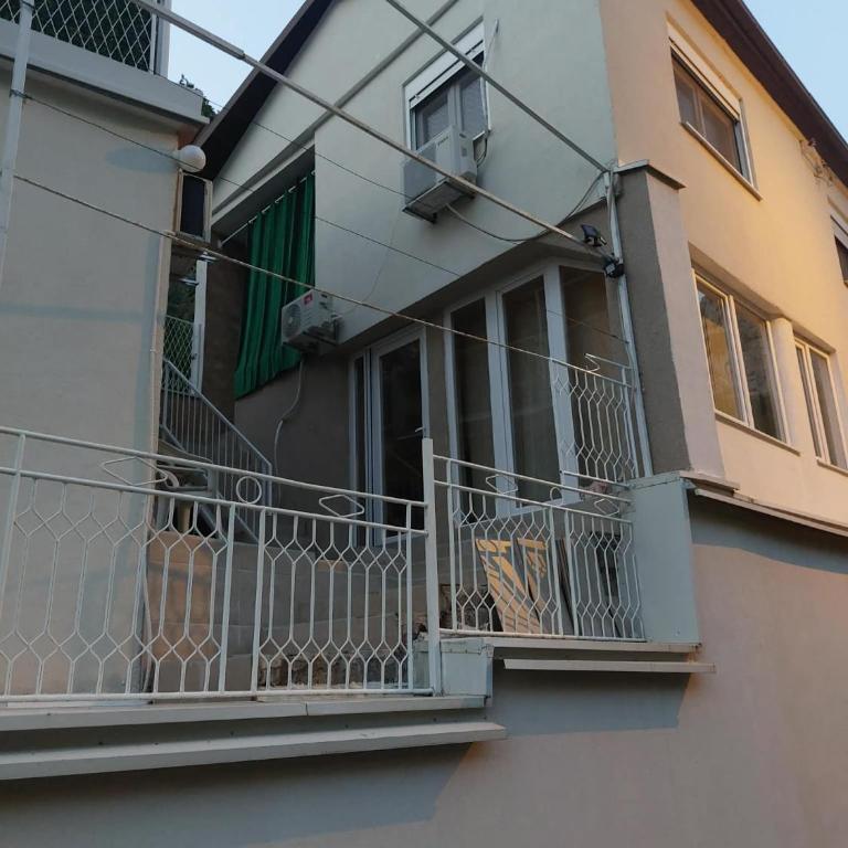 TON Apartmani - Two-Bedroom Apartment with Terrace - 8