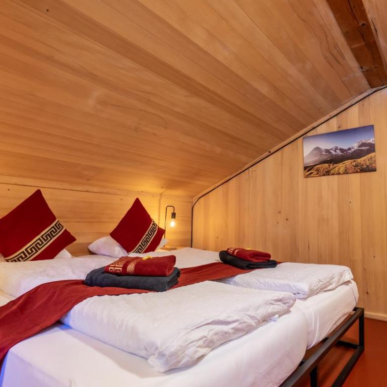 Naturfreunde Hostel Grindelwald - Doppelzimmer mit Gemeinschaftsbad - 3