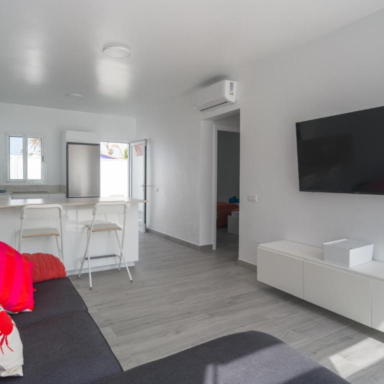 Sunnset House - refurbished 2026 - Two-Bedroom House - 10