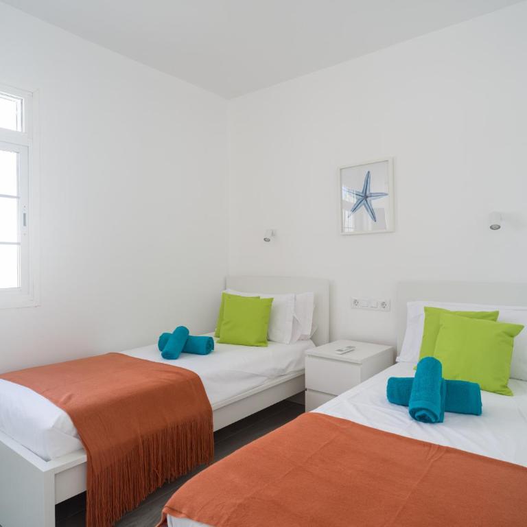 Sunnset House - refurbished 2026 - Two-Bedroom House - 18