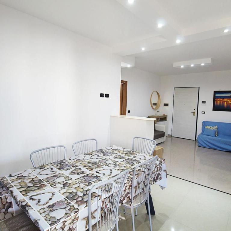 Casa via Venezia a 300mt dal mare - Apulia Home - Casa con 2 Camere da Letto - 4
