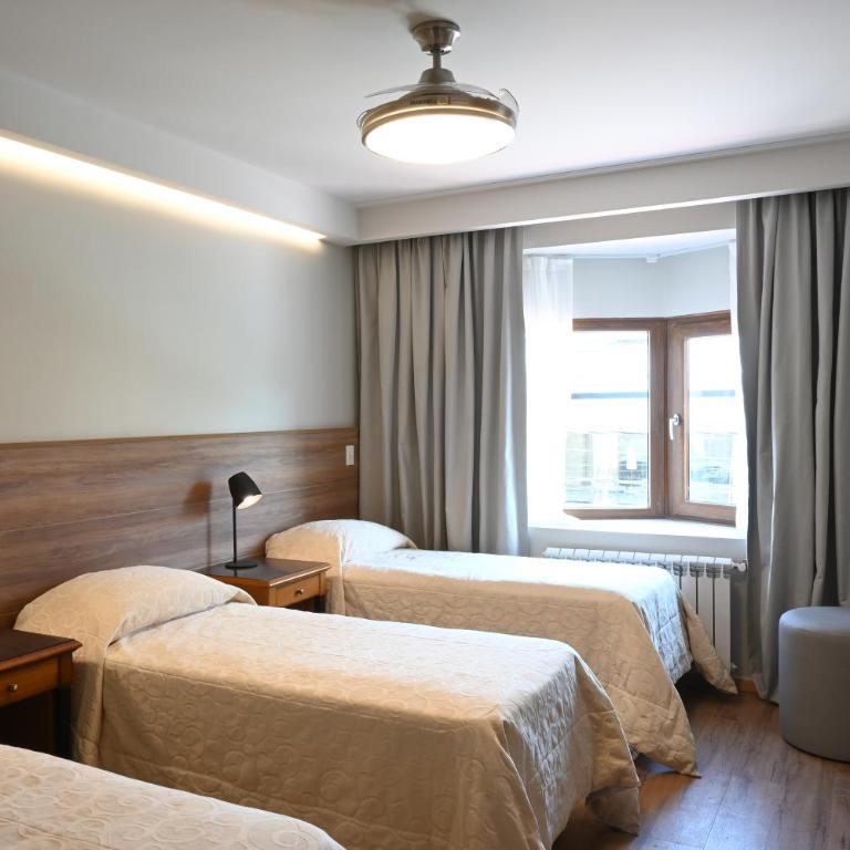 Hotel Nevada - Habitación Triple Clásica - 3