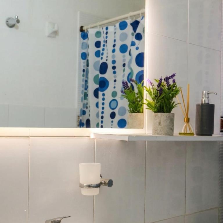 Hogar Acogedor, Centro Hostorico y Playa Cocos - Apartamento de 2 dormitorios - 8