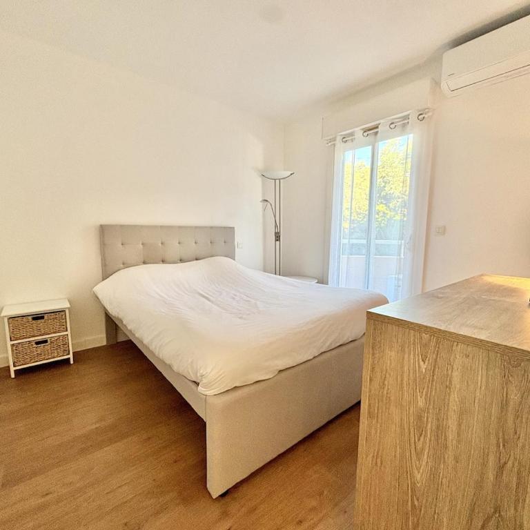Appartement lumineux, parking, proches des criques - One-Bedroom Apartment - 12