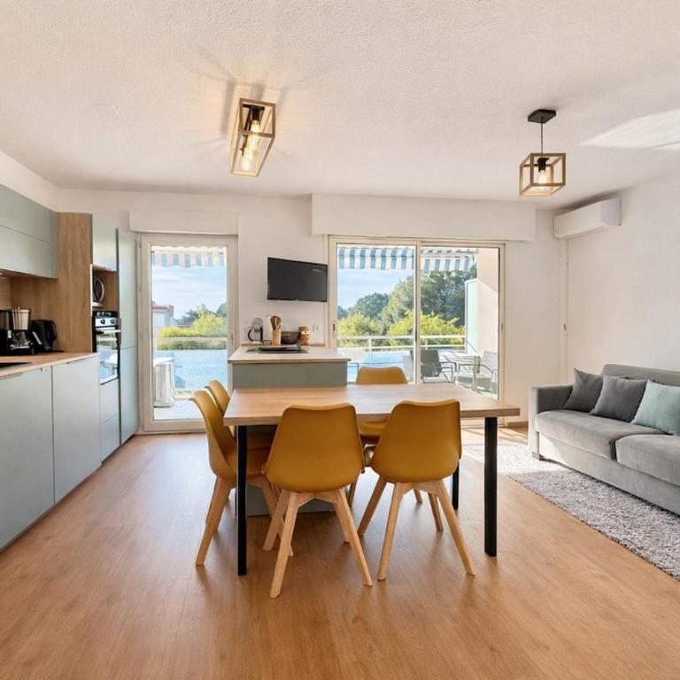 Appartement lumineux, parking, proches des criques - One-Bedroom Apartment - 5