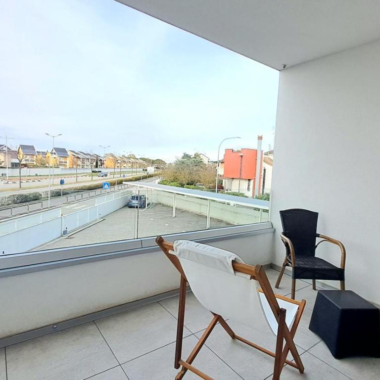 New York Palace - Seasons Real Estate - Lido di Jesolo - Appartamento con 2 Camere da Letto - 2