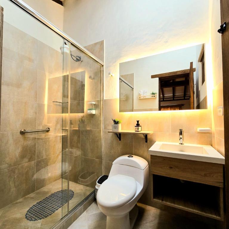Hotel Montelux - Deluxe Suite - 12
