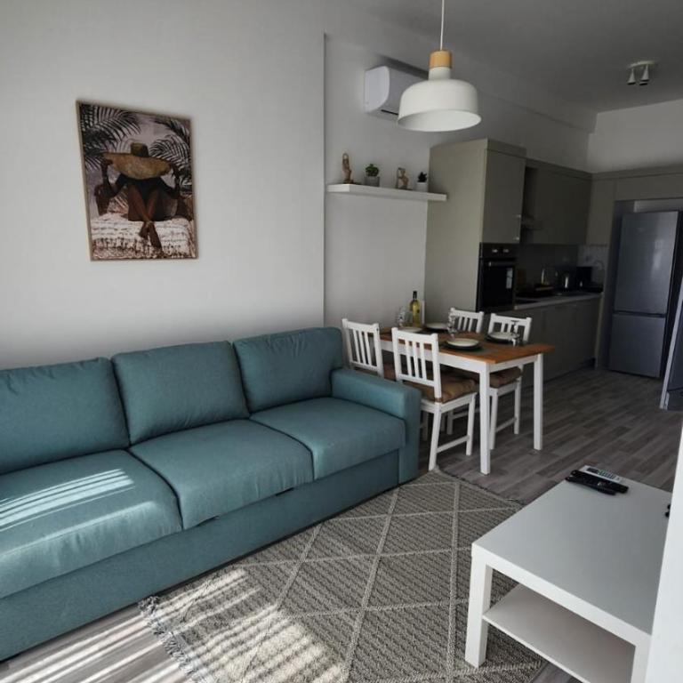 PMTR Bar Suites - One-Bedroom Apartment - 6