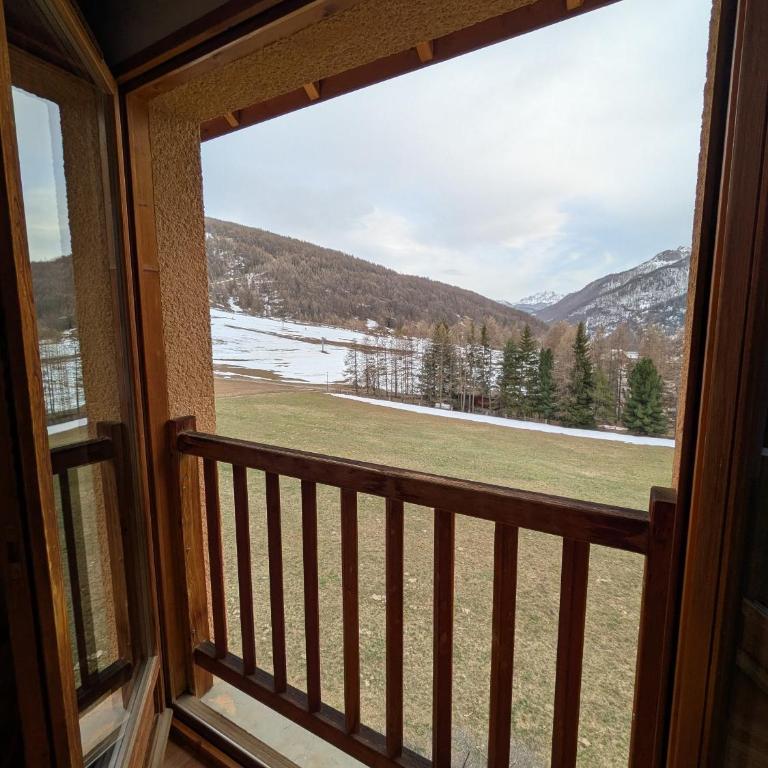 Appartement 3 pieces 6 personnes, 2 chambres, wifi fibre gratuit, piscine l'été et au pied des pistes l'hiver - Appartement 2 Chambres avec Vue sur la Montagne - 2