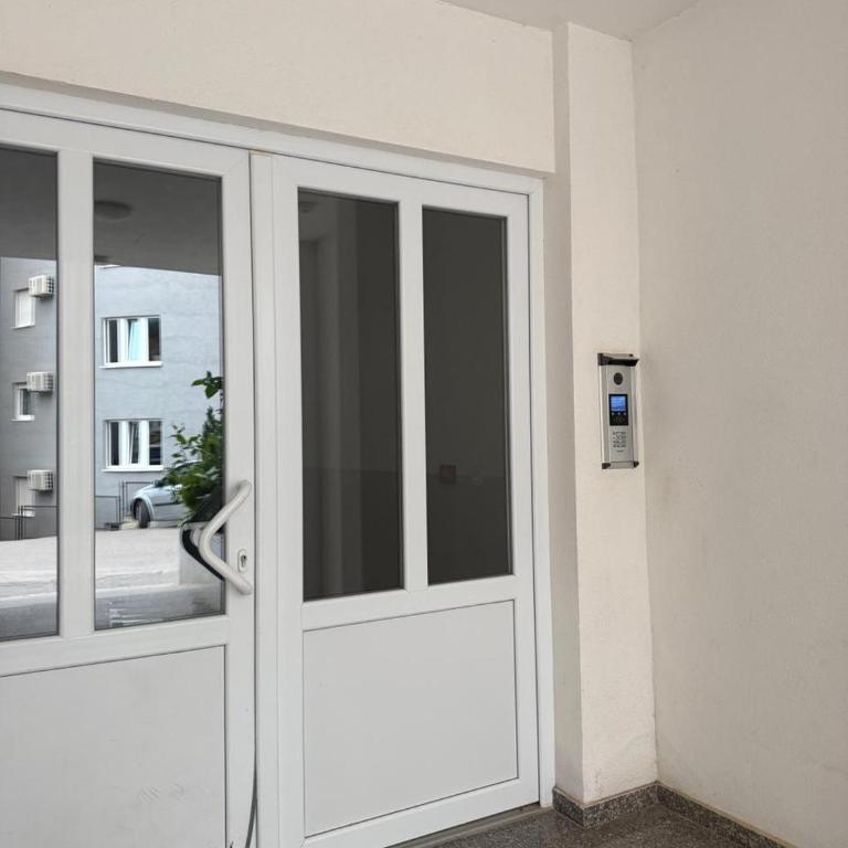 Spacious Studio with Large Terrace - Two-Bedroom Apartment - 9
