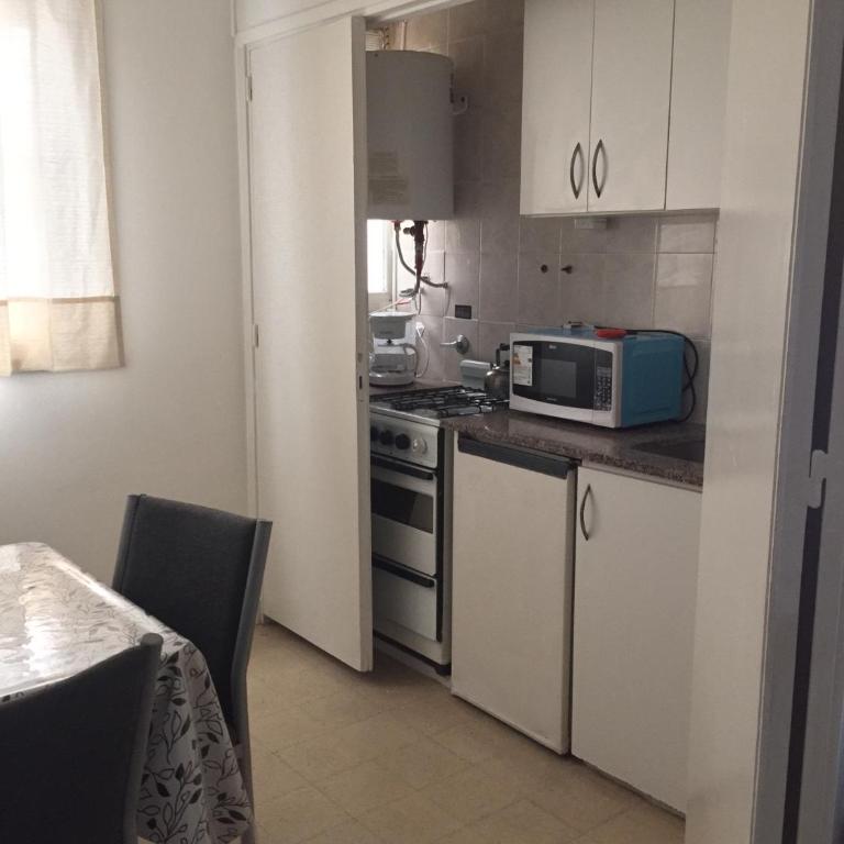 1 AMBIENTE PLENO CENTRO - CASINO - Apartamento de 1 dormitorio - 36