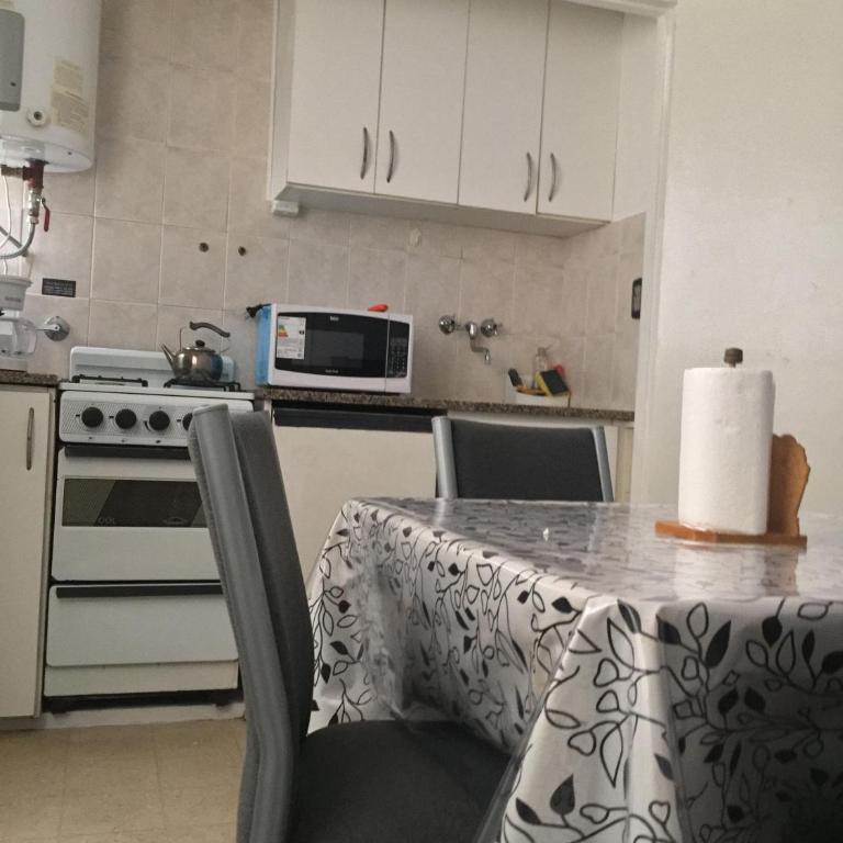 1 AMBIENTE PLENO CENTRO - CASINO - Apartamento de 1 dormitorio - 18