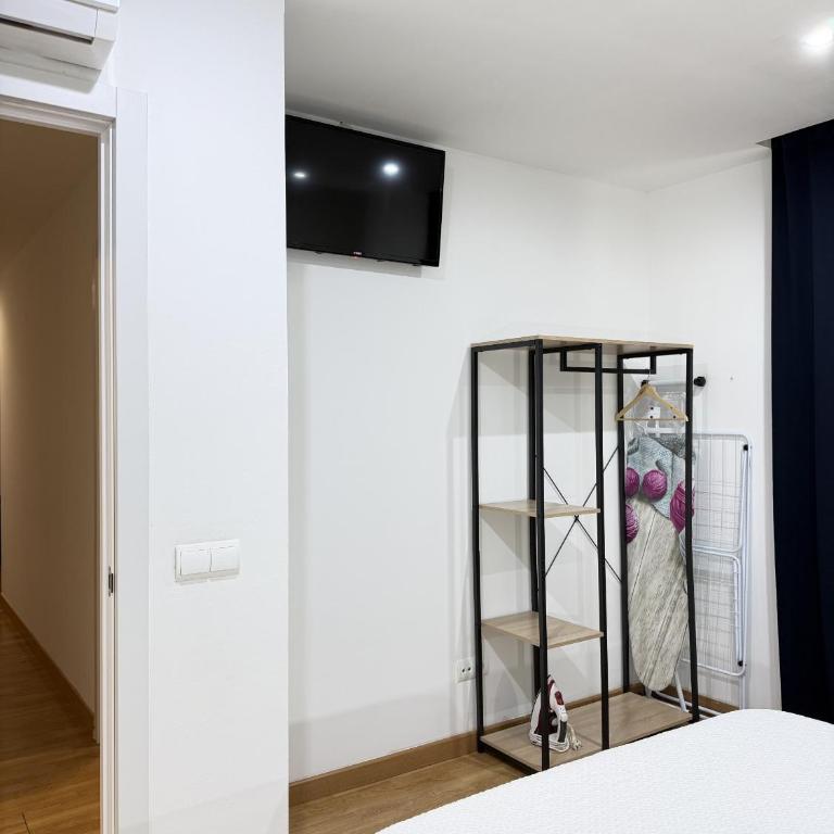 Apartamentos Day Madrid CALLAO II - Superior Apartment - 13