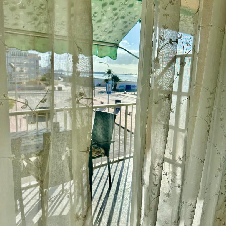 Apartamento a pie de playa en Santa Pola - Apartamento de 3 dormitorios - 23