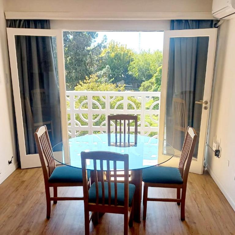 ESPECTACULAR DEPARTAMENTO EN PLENO CORAZÓN DEL PARQUE CENTRAL CIUDAD de MENDOZA - Apartamento de 2 dormitorios con vistas - 14