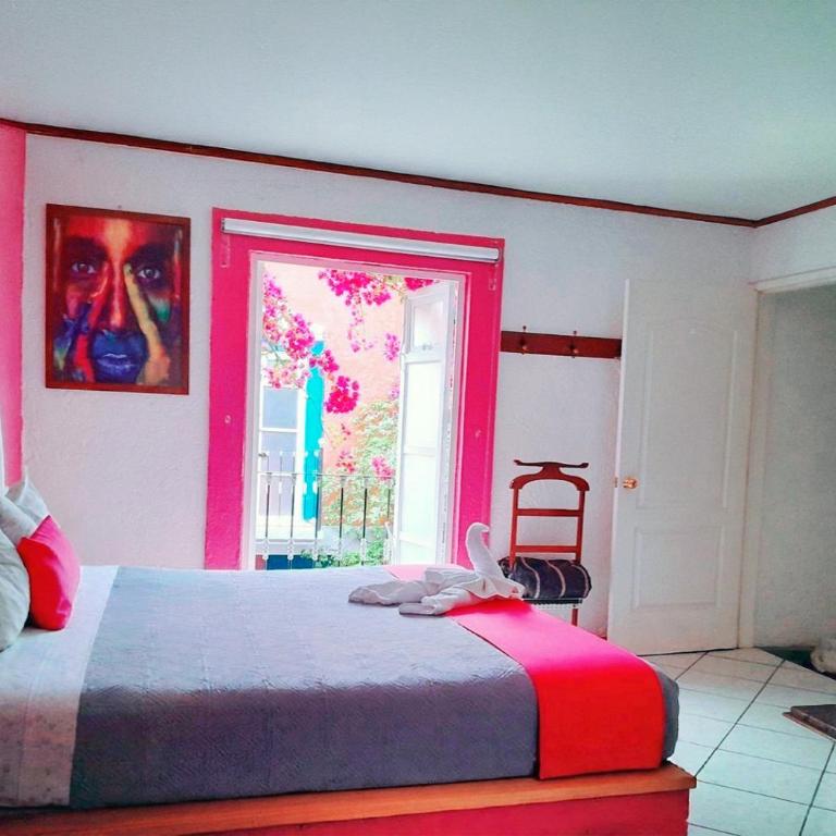 Mesón Yollotl - Deluxe Queen Room - 4