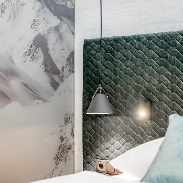 Hotel Tyrolerhof - Deluxe Doppelzimmer mit Balkon - 1