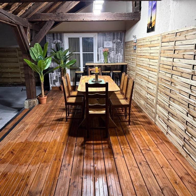 Appartement rénové avec cuisine équipée et douche - Appartement 1 Chambre - 10