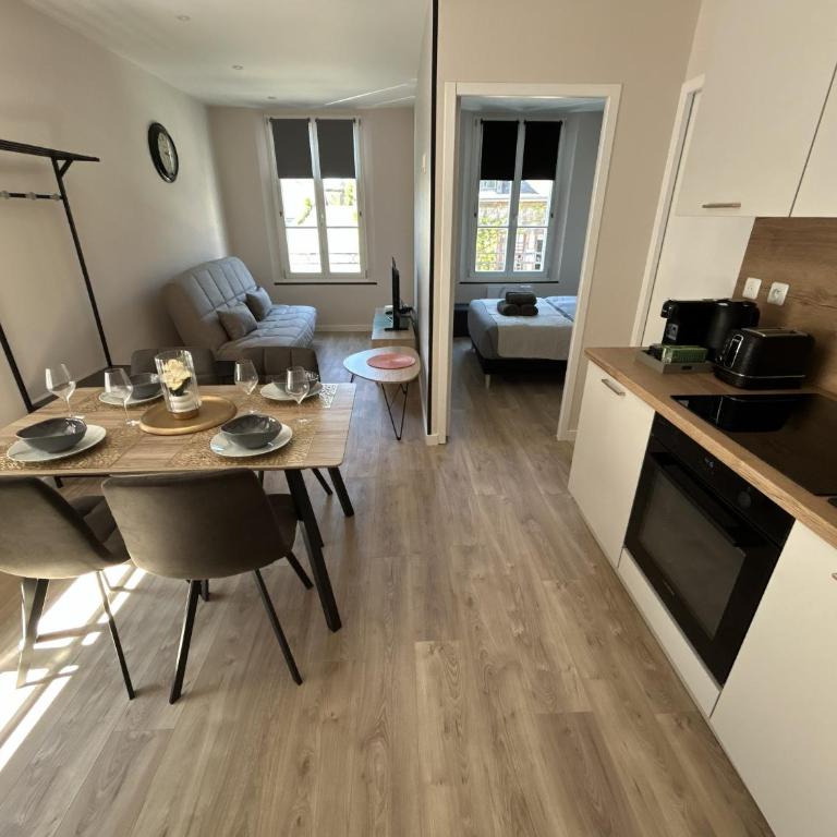 Appartement rénové avec cuisine équipée et douche - Appartement 1 Chambre - 1