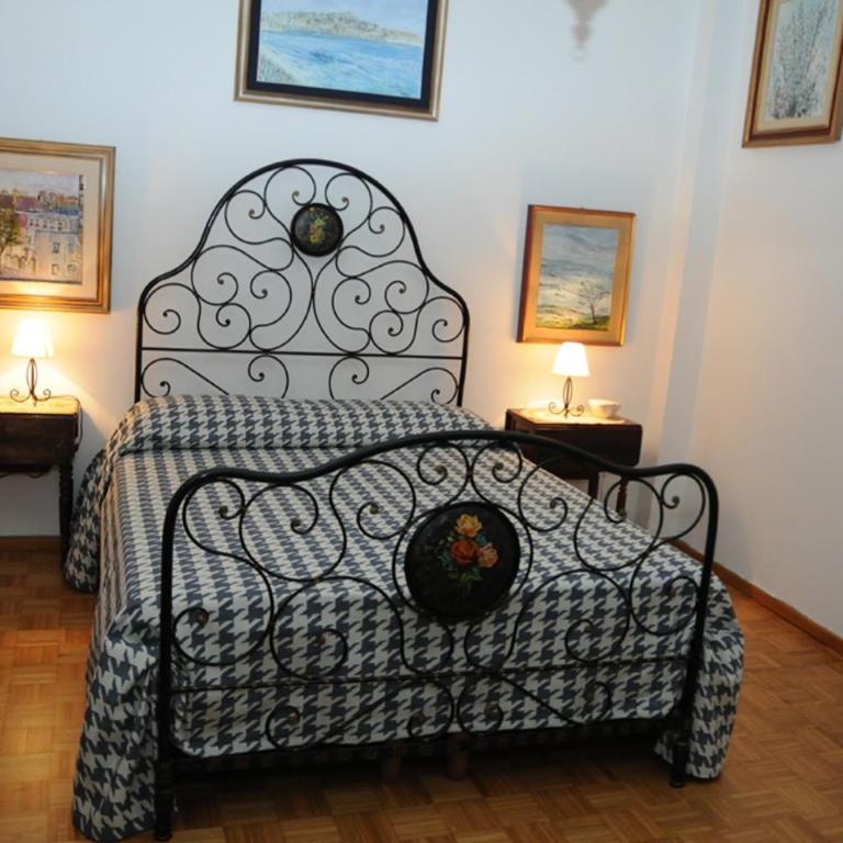 Ilm Cagliari - Double Room with Private External Bathroom - 5