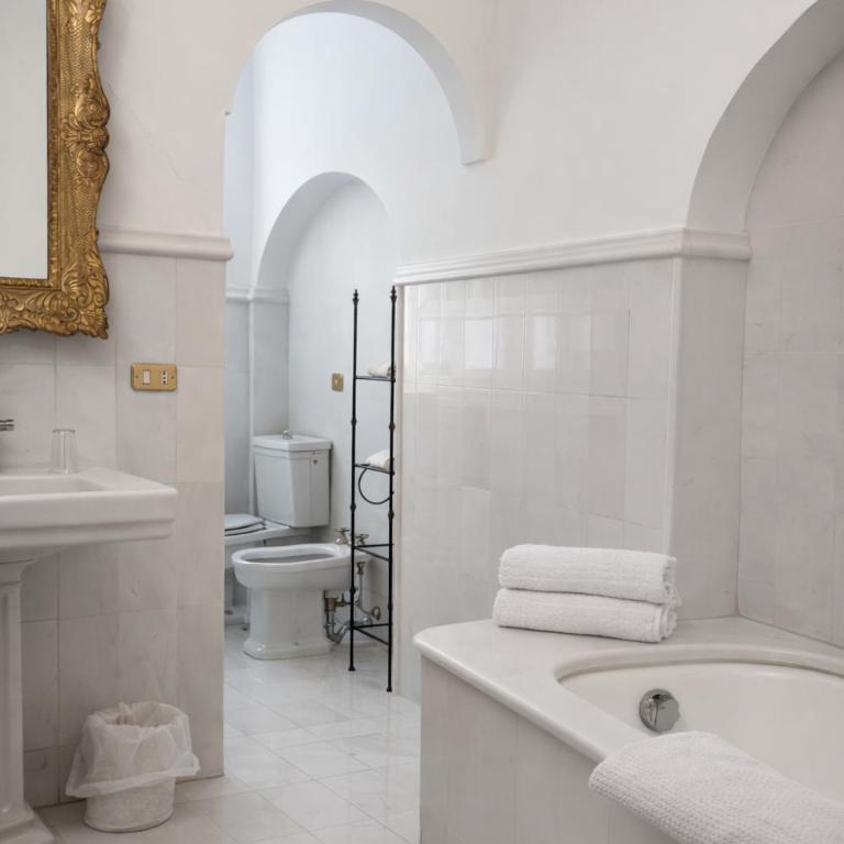 White Suite Capri - Appartamento Deluxe con 1 Camera da Letto - 18