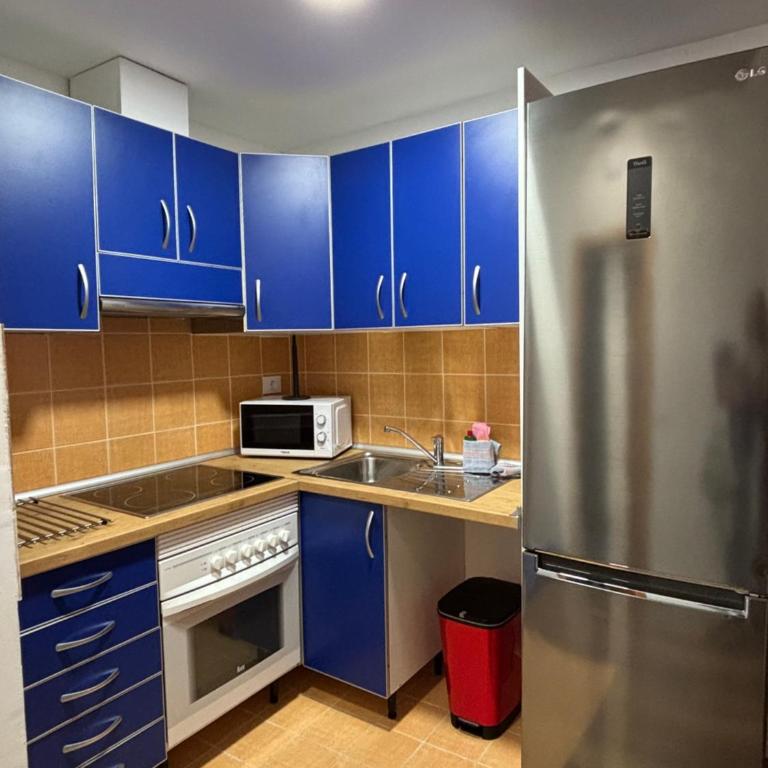 Apartamentos Rosamar - One-Bedroom Apartment with Balcony - 3