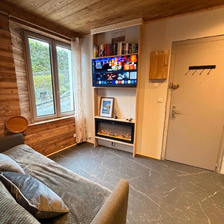 STUDIO PORT THONON-LES-BAINS EMBARCADÈRE-CGN FUNICULAIRe - Appartement - 5