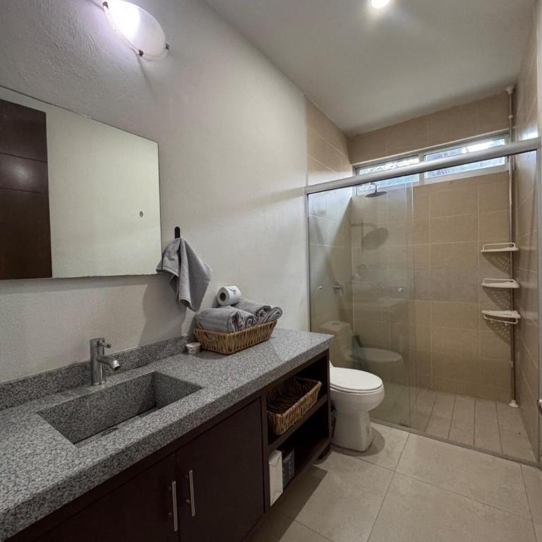 3 Bedrooms GDL Expo & Plaza del Sol Parking - Apartment - 14