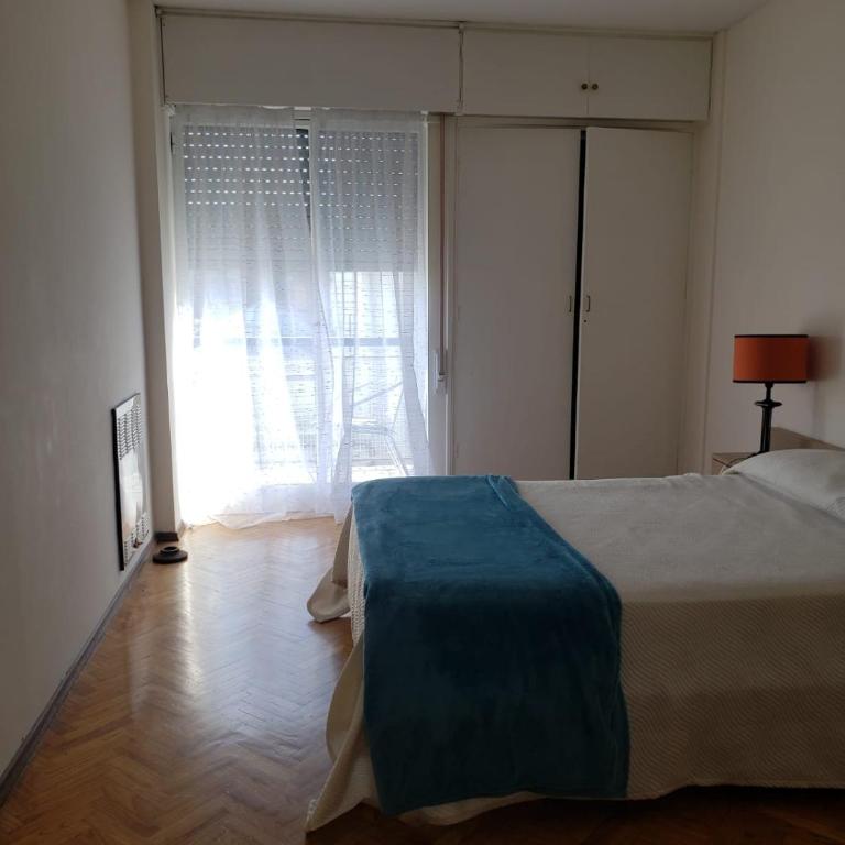 Amplio y cómodo en peatonal - Two-Bedroom Apartment - 16
