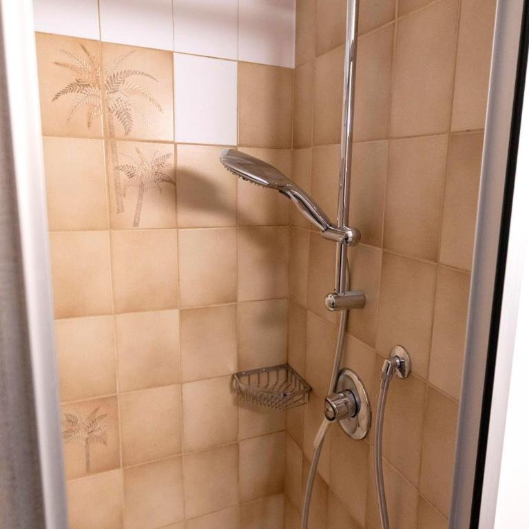 Haus Hindelang - 2 FeWos mit Zugspitzblick, inkl Königscard, gratis Parken & WLAN, Self Check-In, 5 Minuten ins Zentrum - Apartment mit Terrasse - 25