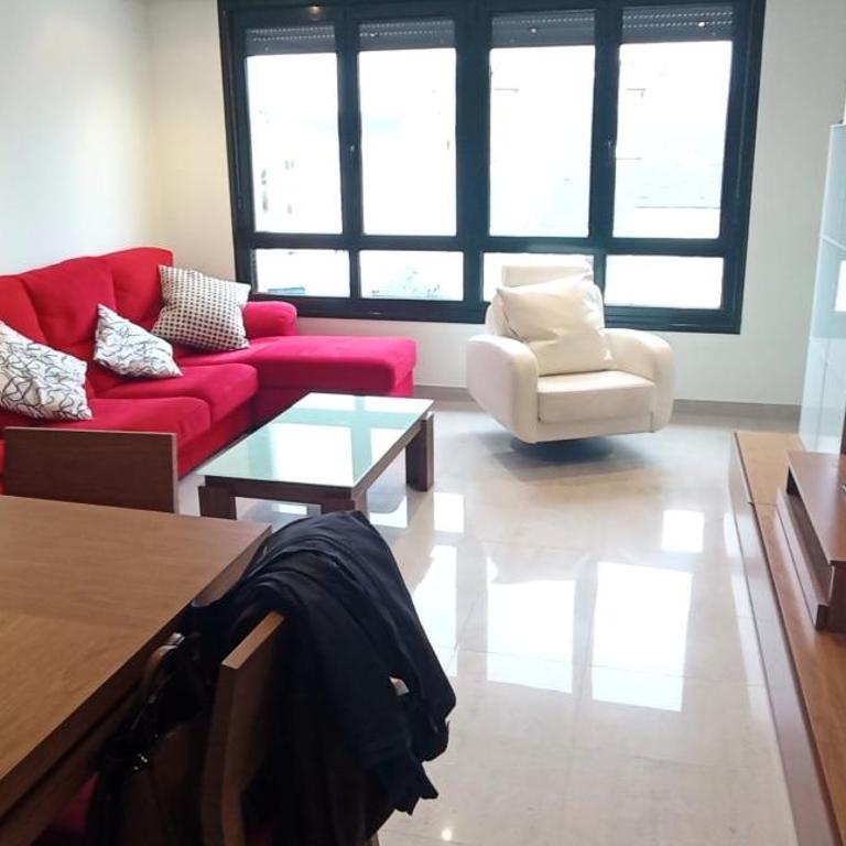 EnFOZ Duplex con Encanto - Three-Bedroom Apartment - 1